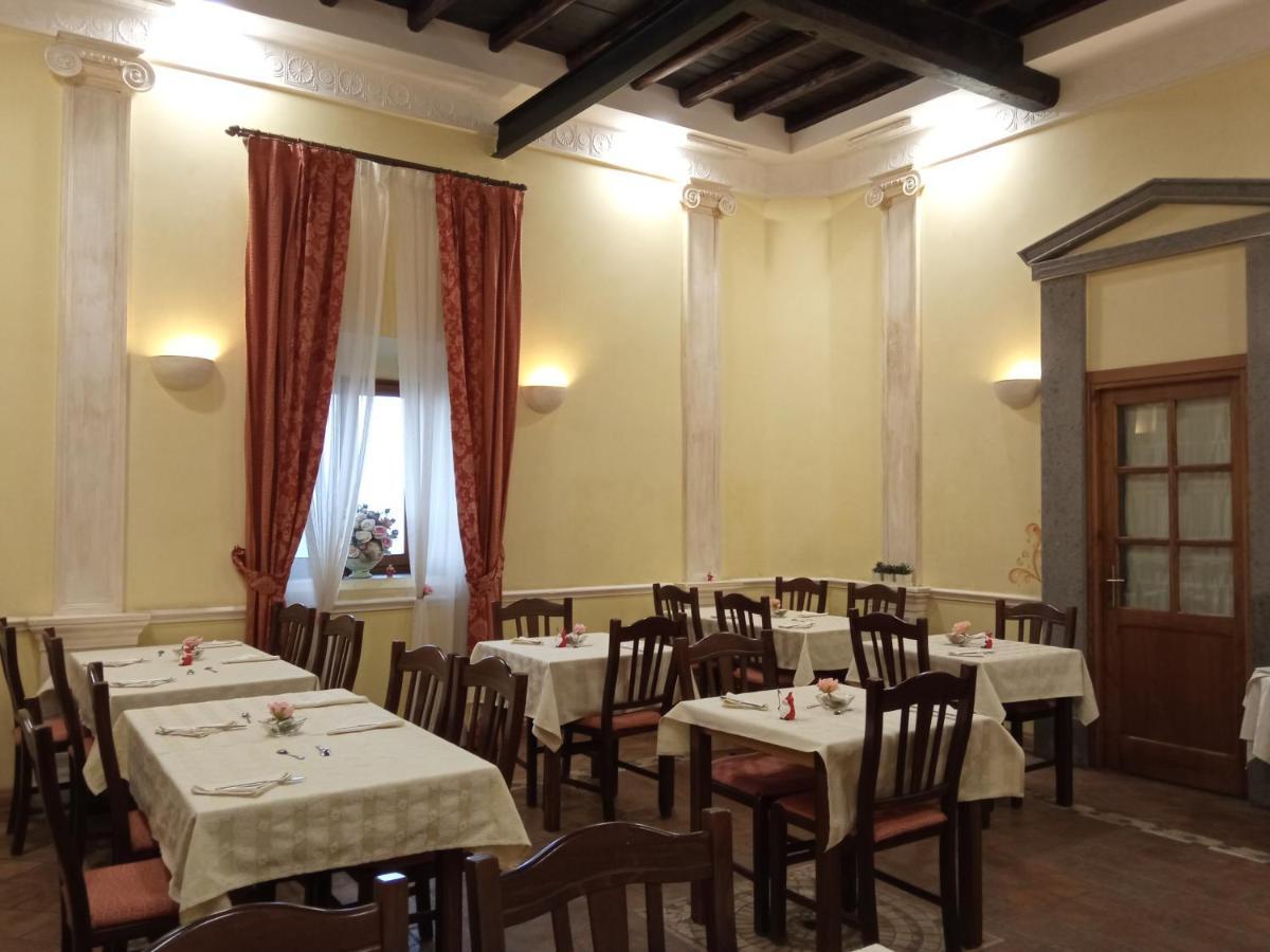 Hotel Casale Certosa à Pavona Extérieur photo